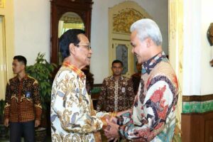 Ganjar Pranowo saat bertemu dengan Sri Sultan Hamengku Buwono X