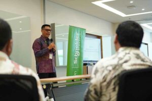 Surya Fitri, Business Vice President Power Systems Schneider Electric Indonesia