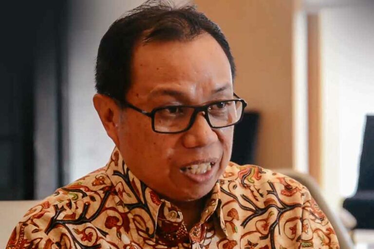 Chief Economist PT Bank Rakyat Indonesia (BRI), Anton Hendranata,