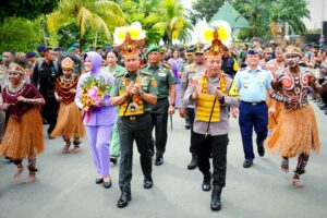 Selesaikan Masalah Papua, Jenderal Agus Subiyanto Tekankan Pentingnya Strategi Terintegrasi TNI dan Polri