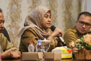 Kepala Dinkopumdag Kota Surabaya, Dewi Soeriyawati