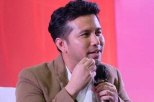 Emil Dardak: Bandara Dhoho Kediri Miliki Potensi Besar Dorong Ekonomi dan Pariwisata Jatim Barat Wakil Gubernur Jawa Timur Emil Elestianto Dardak