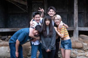 Sinopsis 0.0MHz (2019), Film Horor Korea yang Masih Menarik untuk Dinikmati di Viu Para pemeran utama dalam film 0.0 Mhz (2019)