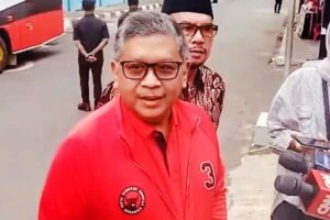 Sekjen PDI Perjuangan Hasto Kristiyanto saat menghadiri safari politik dan konsolidasi DPC PDI Perjuangan Kabupaten Lebak, Banten