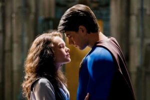 Kate Bosworth dan Brandon Routh dalam sebuah adegan di film Superman Returns (2006) (foto: Dok Warner Bros.Entertainment Inc.)