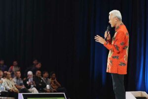Ganjar Pranowo saat berbicara dalam Dialog Apindo di Menara Bank Mega Jakarta