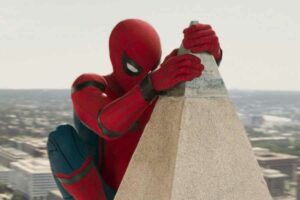 Sinopsis Spider-Man: Homecoming (2017), Aksi Penuh Kejutan Superhero Belia yang Baru Belajar Tom Holland dalam Spider-Man: Homecoming (2017) (foto: Dok CTMG, Inc.)