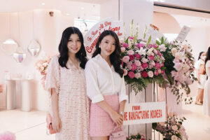 AC Ventures Dukung Pertumbuhan Rosé All Day Cosmetics dengan Pendanaan 5,41 Juta Dollar AS RADC Co-founder dan CEO Cindy Nyoto Gunawan, bersama RADC Co-founder, CMO and Head of Product Development Tiffany Danielle
