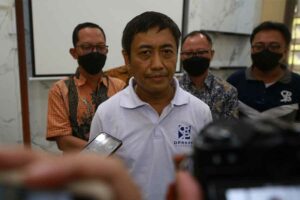 Kepala DPRKPP Kota Surabaya Irvan Wahyudrajad