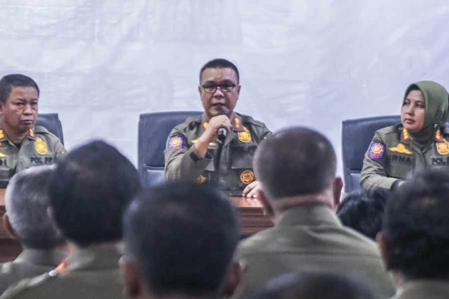 Kepala Satpol PP Kota Surabaya, M Fikser