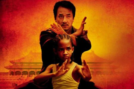 Interaksi Jackie Chan dan Jaden Smith jadi kekuatan tersendiri dalam film The Karate Kid (2010). Keduanya saling belajar dan menyemangati dengan cara yang unik. (foto: IMDb)