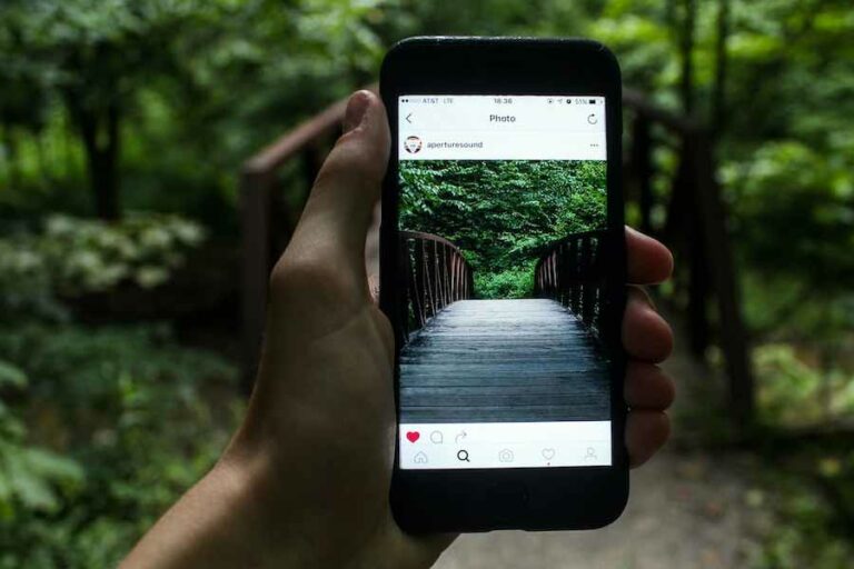 Ilustrasi instagram, salah satu platform media sosial yang paling populer di dunia (foto: Jeremy Levin, pexels)