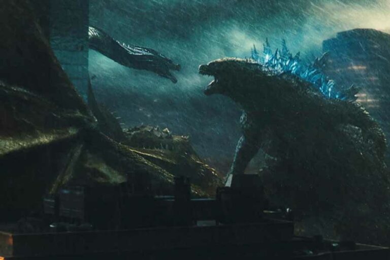 Adegan ikonik Godzilla melawan King Ghidorah dalam film Godzilla: King of the Monsters (2019)