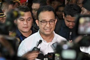 Anies Baswedan Puji Konsistensi PDI Perjuangan, Timnas AMIN: Soal Koalisi Tunggu Hasil Pemilu Anies Baswedan saat memberikan keterangan di depan wartawan (foto: istimewa)