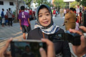 Pertama dalam Sejarah, Pemkot Surabaya dan KPU Sediakan TPS di Liponsos dan Griya Werdha Kepala Dinas Sosial Kota Surabaya, Anna Fajriatin