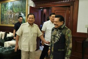 Bertemu di Kantor Kemhan, Ini yang Dibicarakan Prabowo dengan Hendropriyono