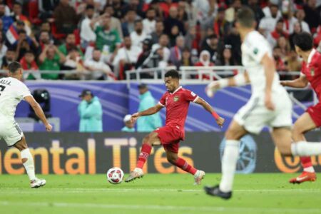 Dikalahkan Irak 1-3, Timnas Indonesia tetap Dipuji Karena Sudah Berjuang Maksimal Timnas Indonesia vs Irak di laga pertama Grup D Piala Asia 2023, Stadion Ahmad bin Ali, Al-Rayyan, Qatar (foto: Dok PSSI)