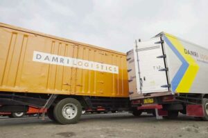 Efisiensi Operasional, Layanan Angkutan Logistik DAMRI Tarif Mulai Rp 12 Ribu