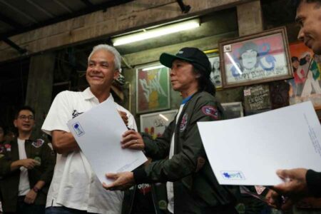 Dukung Ganjar-Mahfud MD, Slank Berikan Syarat Khusus Lewat Resolusi Cinta Ganjar Pranowo dan Bimbim Slank