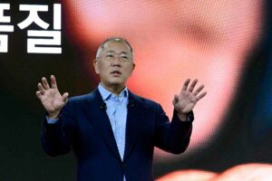Hyundai Motor Group Fokus Pertumbuhan Berkelanjutan Melalui Perubahan yang Konsisten Euisun Chung, Executive Chair Hyundai Motor Group