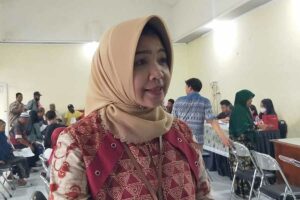 Kepala Dinas Sosial (Dinsos) Kota Surabaya, Anna Fajriatin