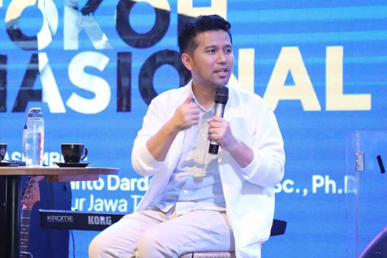 Emil Dardak Ajak Gen Z Tingkatkan Skill Agar Siap Hadapi Tantangan Zaman Emil Elestianto Dardak