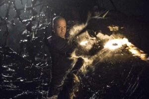 Sinopsis The Last Witch Hunter (2015), Film Aksi Fantasi Vin Diesel Sebagai Pemburu Penyihir Abadi Aksi Vin Diesel dalam film The Last Witch Hunter (2015)