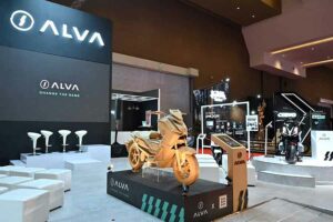 ALVA Sabet Penghargaan Best EV Booth dan Launching Motor Listrik Terfavorit di IIMS 2024