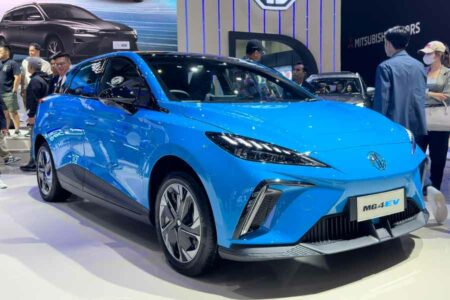 Padukan Kualitas dan Harga Kompetititf, MG 4 EV Jadi Primadona di IIMS 2024