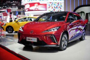 MG Motor Indonesia Manjakan Pembeli dengan Produk Lokal Harga Spesial MG 4 EV, produk dalam negeri MG Motor Indonesia