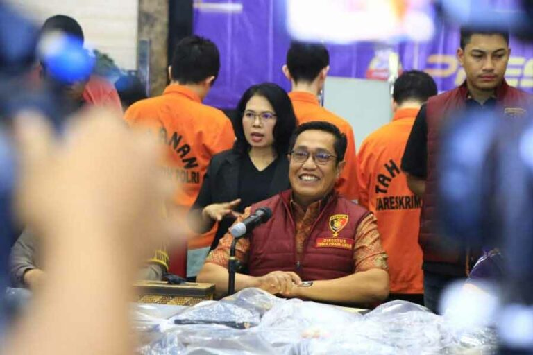 Bareskrim Panggil Ketua BP2MI Terkait Kasus Pengendali Judi Online Inisial T Direktur Tindak Pidana Umum (Dirtipidum) Bareskrim Polri Brigjen Pol. Djuhandhani Rahardjo Puro (foto: Dok Humas Polri)