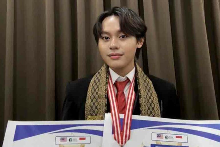 Mahasiswa Undip Ini Sukses Raih Gelar Best Speaker di Jaringan Ekspedisi Pemuda Indonesia 2024 Muhammad Adel Hilmi Halwanu (foto: Dok Humas Undip)