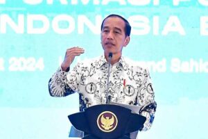 Presiden Jokowi saat memberikan sambutan Kongres XXIII PGRI di Hotel Grand Sahid Jaya, Jakarta (foto: Dok BPMI Setpres)