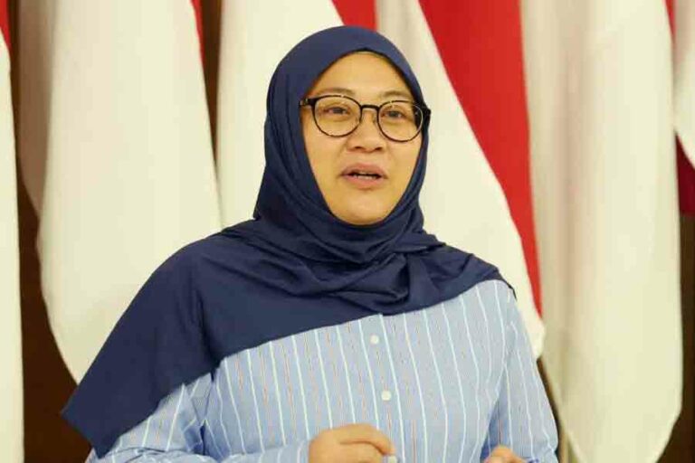 Anna Hasbie, Jubir Kemenag