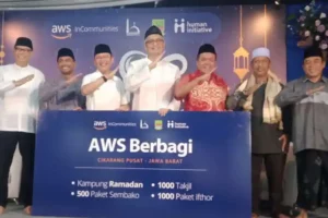 Amazon Web Services Berbagi Kebaikan bersama DKM di Kampung Ramadan Cikarang Pusat
