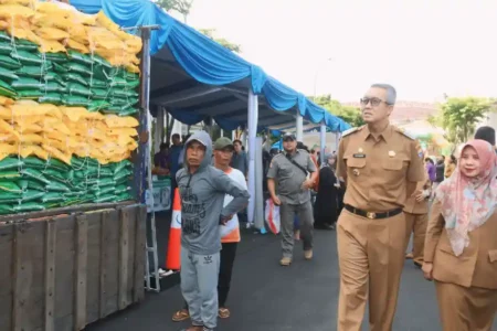 Gelar Gerakan Pangan Murah di Grage City Mall, Pj Wali Kota Pastikan Stok Aman dan Terjangkau