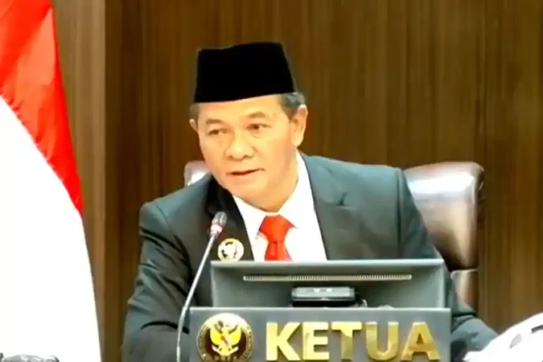 Ketua DKPP, Heddy Lugito