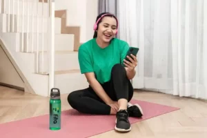 Ilustrasi pengguna produk Fita, platform kesehatan preventif yang mendorong masyarakat untuk menjalani gaya hidup lebih sehat.