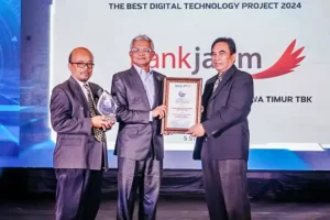 Bank Jatim Raih Tiga Penghargaan dari Itech atas Konsistensi Inovasi Digital
