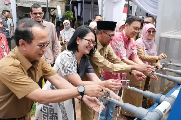 Bayer Berhasil Jangkau 2.300 Warga di Depok Melalui Program CETING