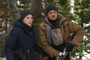 Elizabeth Olsen dan Jeremy Renner dalam Wind River (2017)