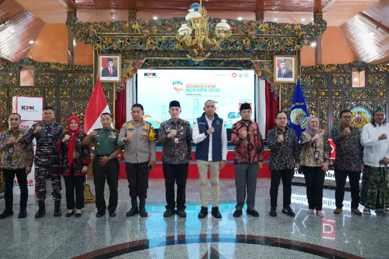 Tebar Semangat Antikorupsi, Bus KPK Tiba di Bangkalan