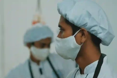 Data BPS: Kelompok Pekerja Meningkat, Jumlah Pengangguran Menurun Ilustrasi pekerja di Indonesia (foto: Rendy Novantino, unsplash)