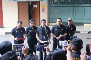 Begal Casis Bintara Polri Dilumpuhkan Polisi Setelah Melawan Saat Penangkapan Kasubdit Jatanras Ditreskrimum Polda Metro Jaya, AKBP Rovan Richard Mahenu, saat jumpa pers di RS Polri Kramat Jati, Jakarta Timur (foto: Dok Humas Polri)