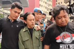 Pemain sinetron Preman Pensiun, Epy Kusnandar (foto: Dok Humas Polri)