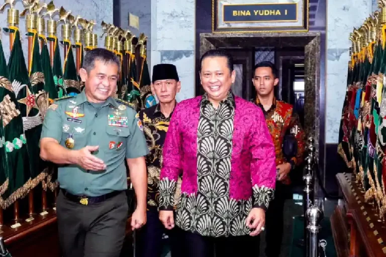 Ketua MPR: TNI Harus Selalu Memperbaharui dan Memodernisasi Alutsista