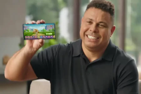 Ronaldo, Ronaldinho, dan Agüero Kritik Erling Haaland Setelah Jadi Karakter Clash of Clans Tangkapan layar video Ronaldomenunjukkan video game Supercell, Clash of Clans. (foto: Youtube Clash of Clans)