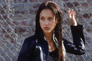 Peran ikonik Jessica Alba dalam Dark Angel (2000)