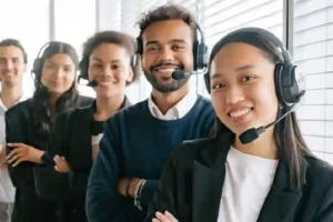 Ilustrasi tim customer service (foto: Yan Krukau, pexels)
