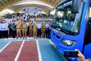 DAMRI Luncurkan Bus Trans Sulsel untuk Tingkatkan Aksesibilitas di Sulawesi Selatan damri